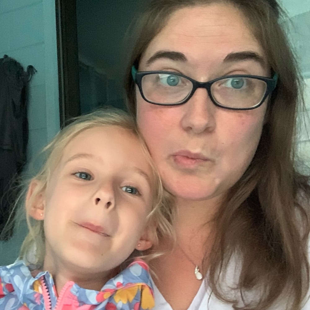 Meet your Posher, Nicole